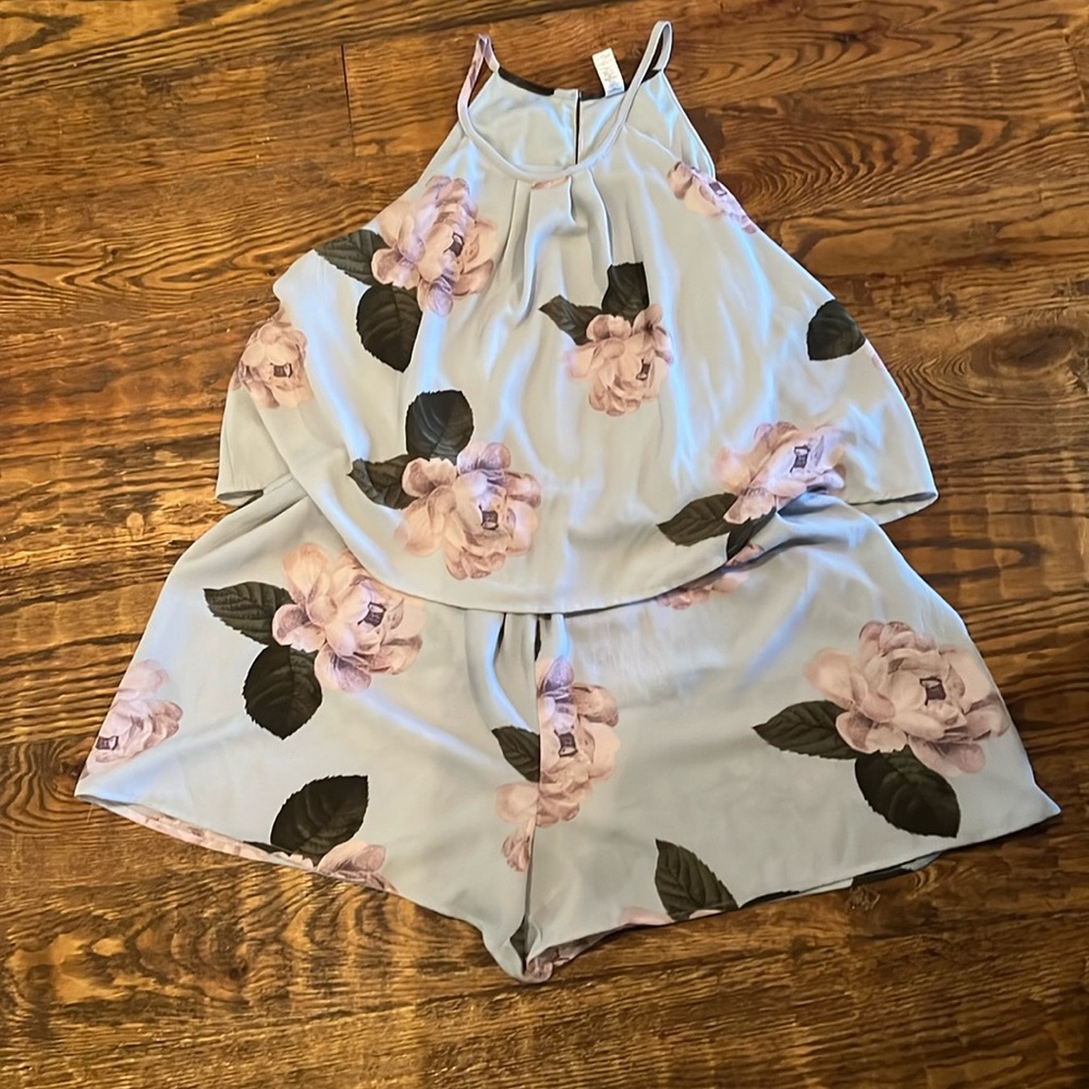 Flowered romper